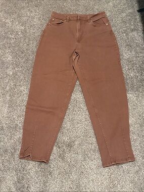 H&M High-Rise Jeans in Warm Brown